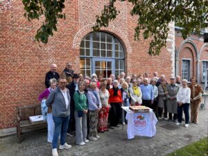 Groepsfoto Servas leden tijdens herfstactiviteit, Antwerpen, 2025
